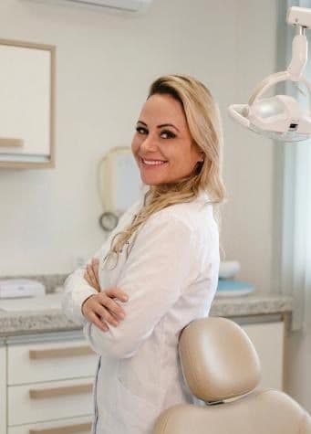 Dra. Patricia Meger – Endodontista em Curitiba